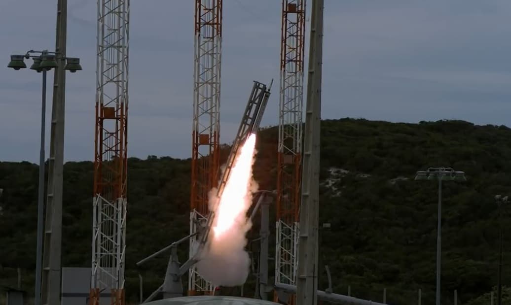 Imagem provisória da aplicação Aeroespacial